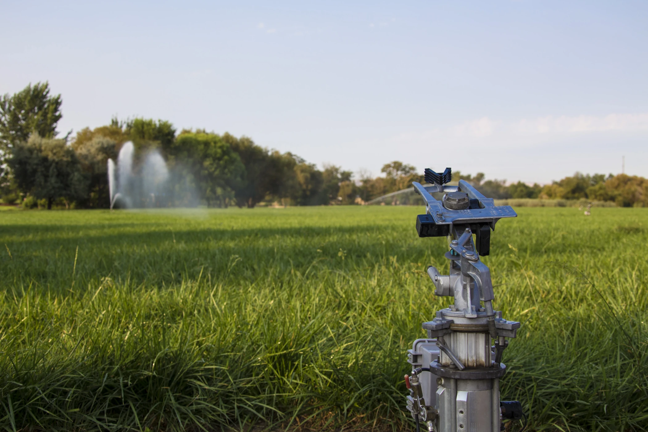 Big Gun Sprinklers shine in odd-shaped fields.